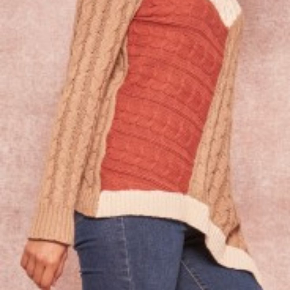 Color Block Cable Knit Sweater - Picture 3 of 4